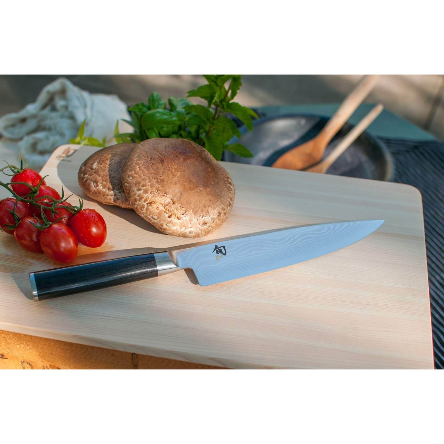 Shun Classic 8" Chef's Knife, Best Japanese chef knives, best knife brands