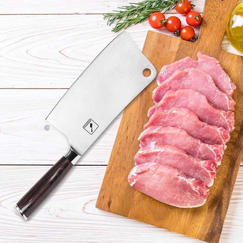 imarku pro kitchen 7 inch chef's knife is the best knife in the cleaver knife list in 2021 for everyday meat, fruit or vegetable cutter, light and dexterous, suitable for cutting meat, vegetables, cutting small onions, etc.