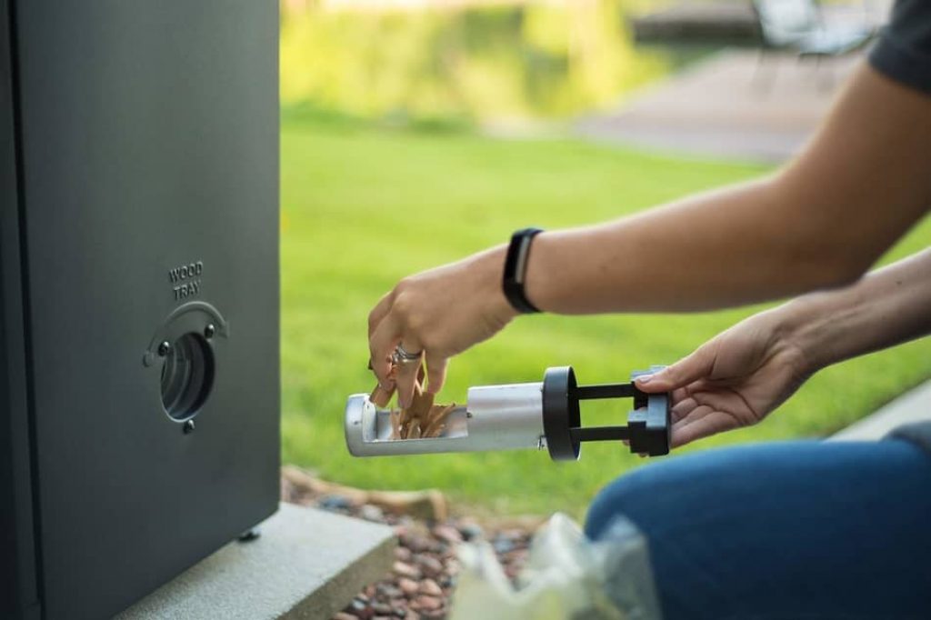 How to Insert Wood Chips to the electric smoker