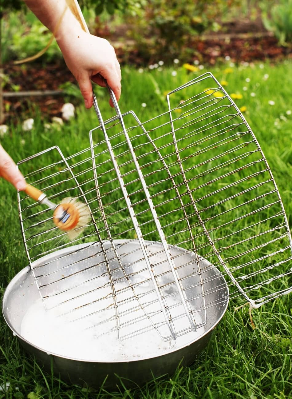 how to clean a flat top grill