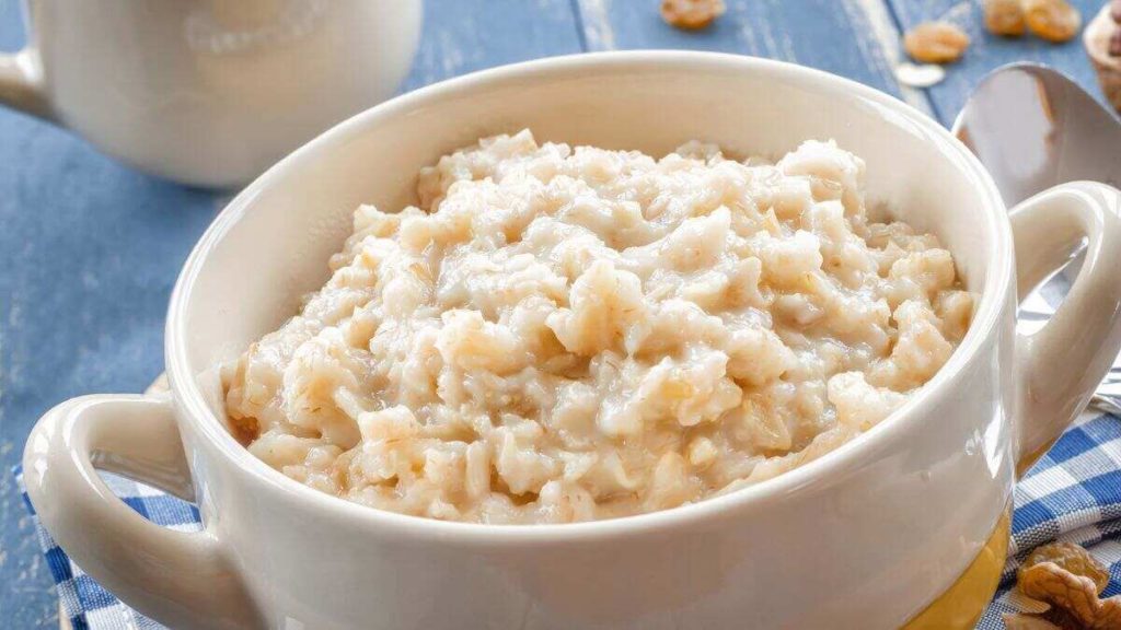 How do you keep oatmeal from getting soggy?