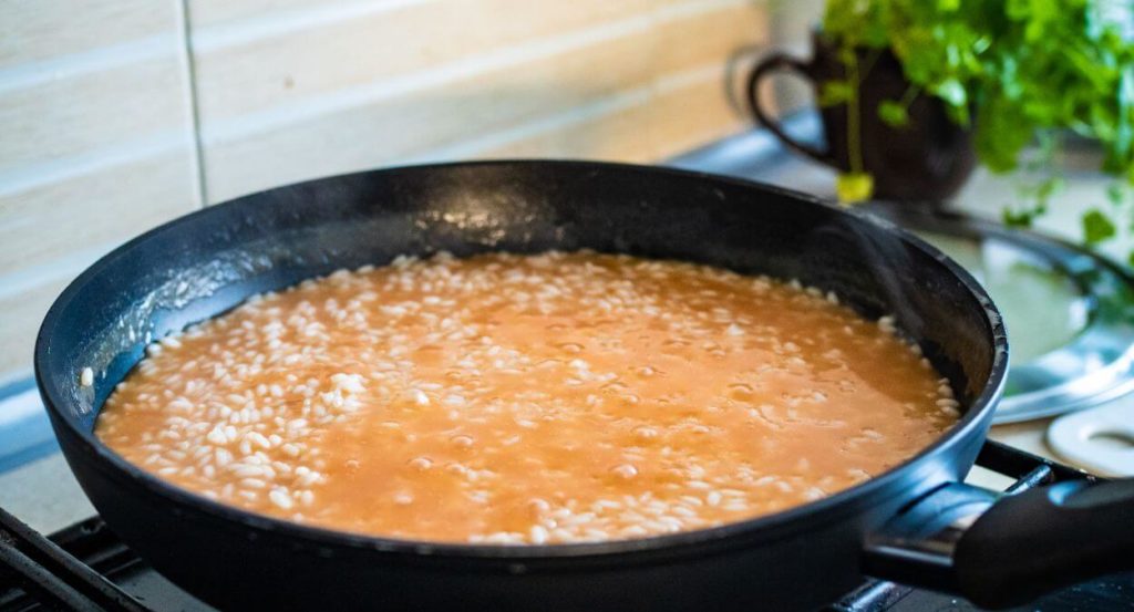 how to reheat risotto in pan